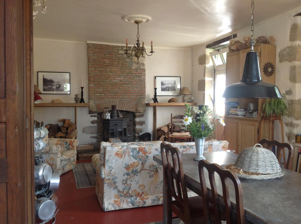 Avec Plaisir Bed & Breakfast Saint-Plaisir ภายนอก รูปภาพ